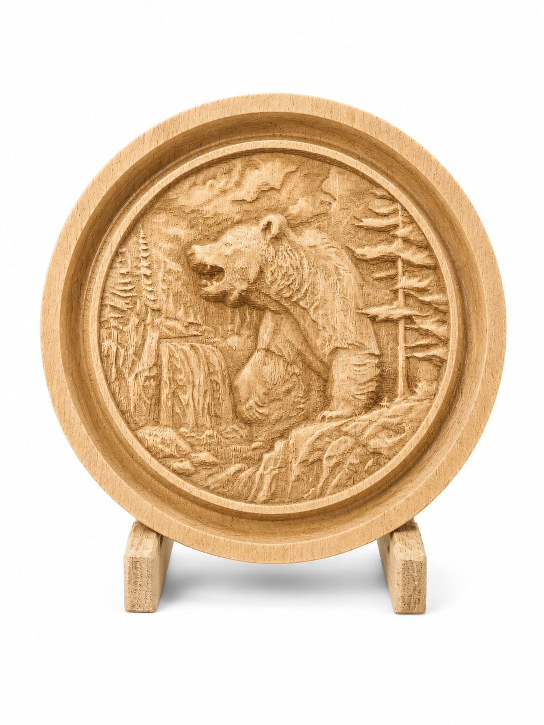 Ornament - Urs în pădure sculptat în lemn